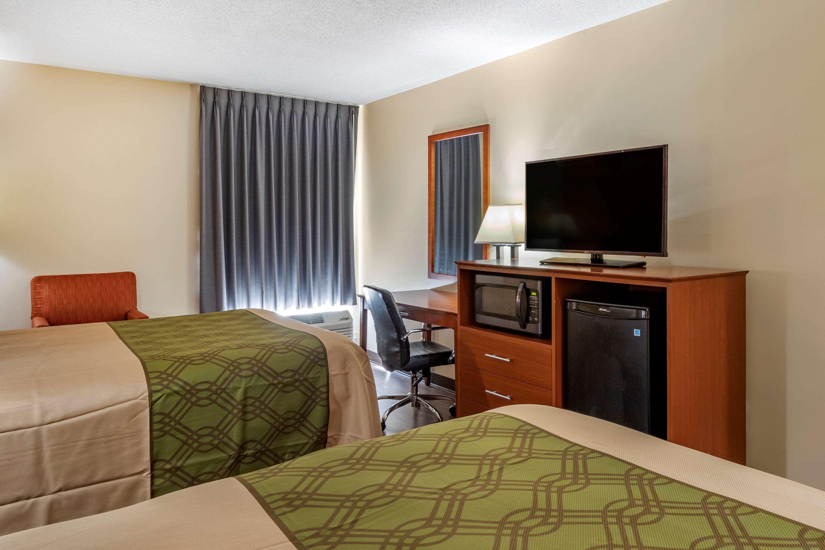 Econo Lodge St. Stephen Luaran gambar