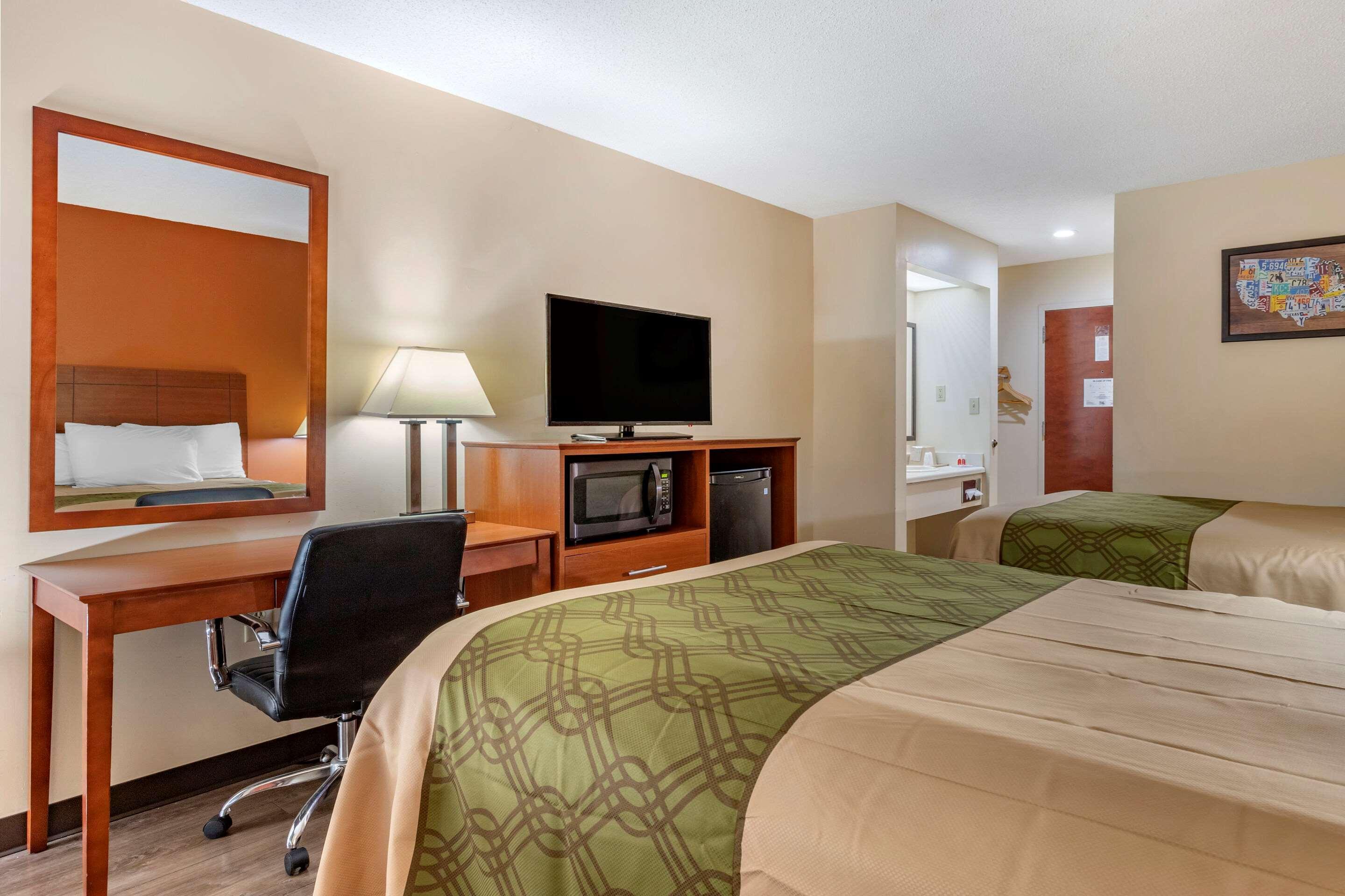 Econo Lodge St. Stephen Luaran gambar