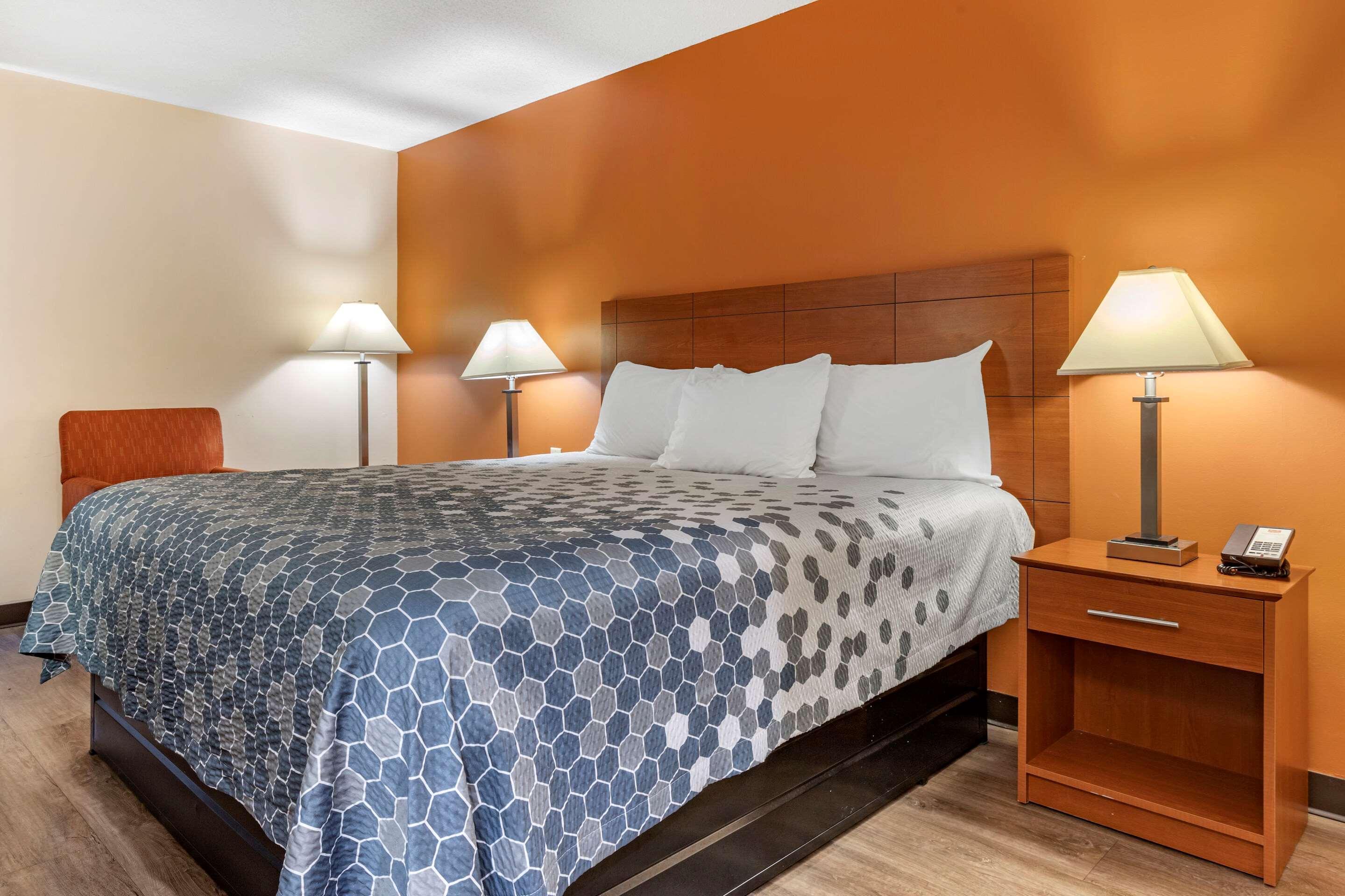 Econo Lodge St. Stephen Luaran gambar