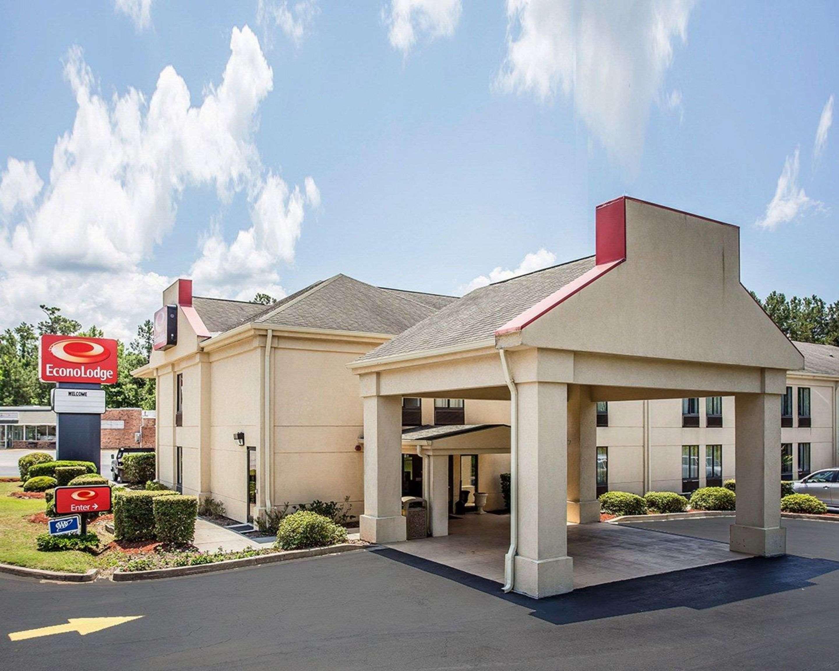Econo Lodge St. Stephen Luaran gambar