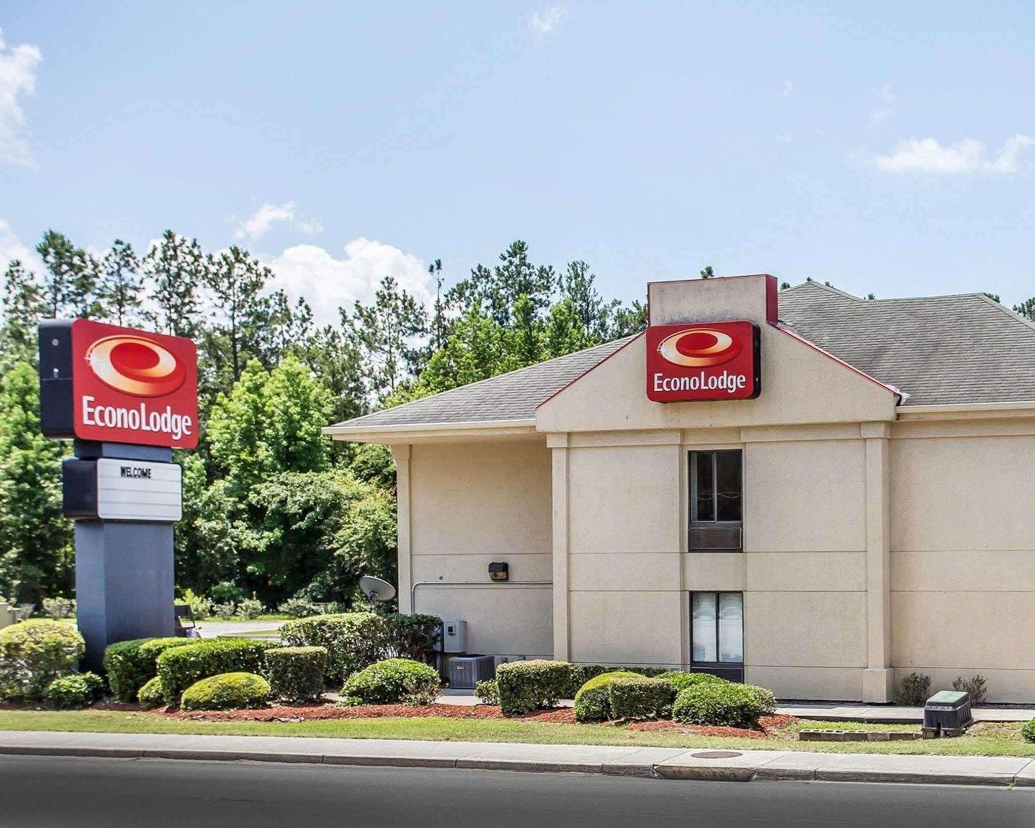 Econo Lodge St. Stephen Luaran gambar